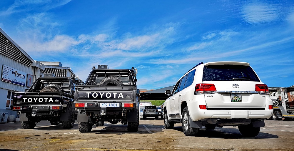 How Do I Transport My Salvaged Car? How do I transport my salvaged car? Whether you have purchased a salvage from an auction or need your wrecked vehicle transported to a scrapyard – we do it all. We can transport your salvaged car anywhere across South Africa. Transporting a salvaged car can cost you thousands of rands, depending on the distance and hauler used. The cost of fuel and workforce is a catalyst to changes in transport rates. Intercity Auto Movers is a small but reliable auto transporter. We understand that our customers have enough stress when it comes to car shipping. This is why we offer competitive rates without compromising our quality standards in the car transport industry. Hire a Reliable Salvage Transporter It is vital that you use a reliable auto transport company for the job. Intercity Auto Movers is an experienced auto salvage transporter. We use the best equipment and methods to ensure safe delivery. Contact us today and we will advise you on the best options and answer your questions with honesty and clarity. How do I transport my salvaged car? It's as simple as filling in our free online quote form or giving us a call. We do the rest. Using a flatbed trailer, winch, forklift, or rollback, we are able to safely collect your salvage car from anywhere and deliver it to the nearest scrapyard or auction storage. If you require storage for a few days, we have that available too. transporting salvage vehicles Contact Intercity Auto Movers in Durban Contact Intercity Auto Movers in Johannesburg Contact Intercity Auto Movers in Empangeni Contact Intercity Auto Movers in Cape Town Auto Moving Services in South Africa Intercity Auto Movers